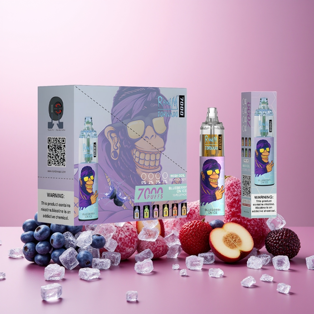 RandM Fumot Tornado 7000 Norge Engros – 14 ML E-liquid, 850 MAH Battery, Type-C Port, Blåbær På Is – 0-5% Nikotin, Air-Adjustable, RGB Light